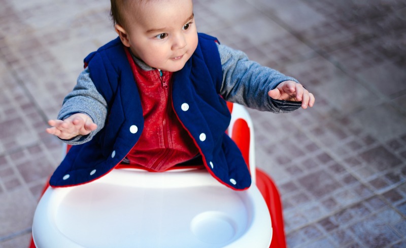 Bebeklerde Yürüteç Kullanımı Zararlı mı, Yararlı mı?