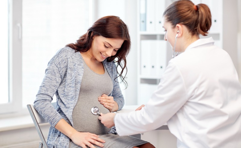 Hamileyken Emzirmek Zararlı mı?