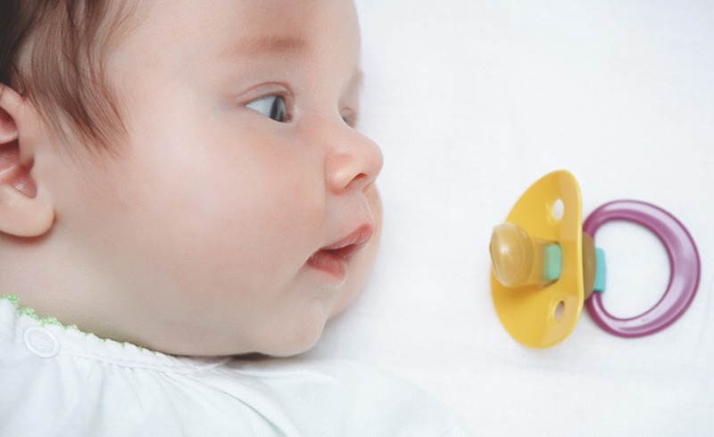 Bebeklerde Emzik Kullanımı Hakkında Bilmeniz Gerekenler