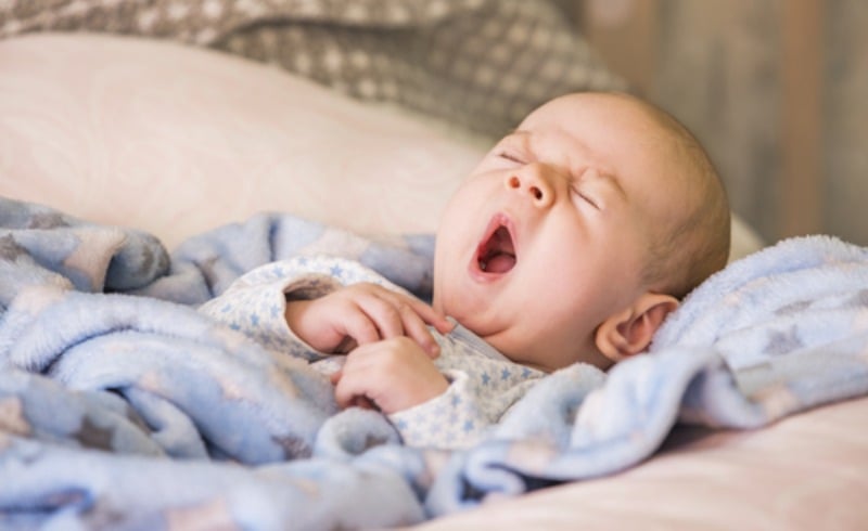 Yenidoğan Bebekte Uyku : Esra Ertuğrul Anlatıyor