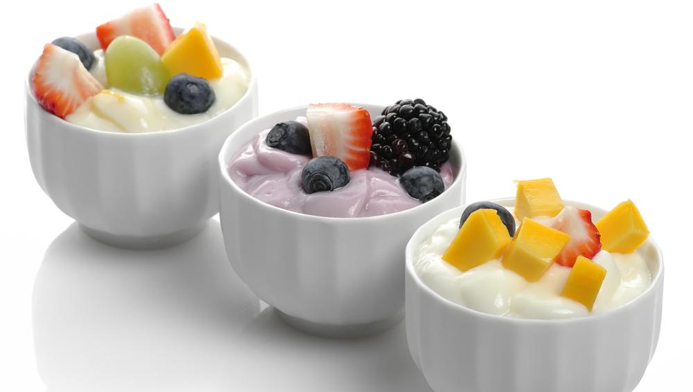 1-tip-1-1943-9909-menu-2-meyveli-yogurt.jpg